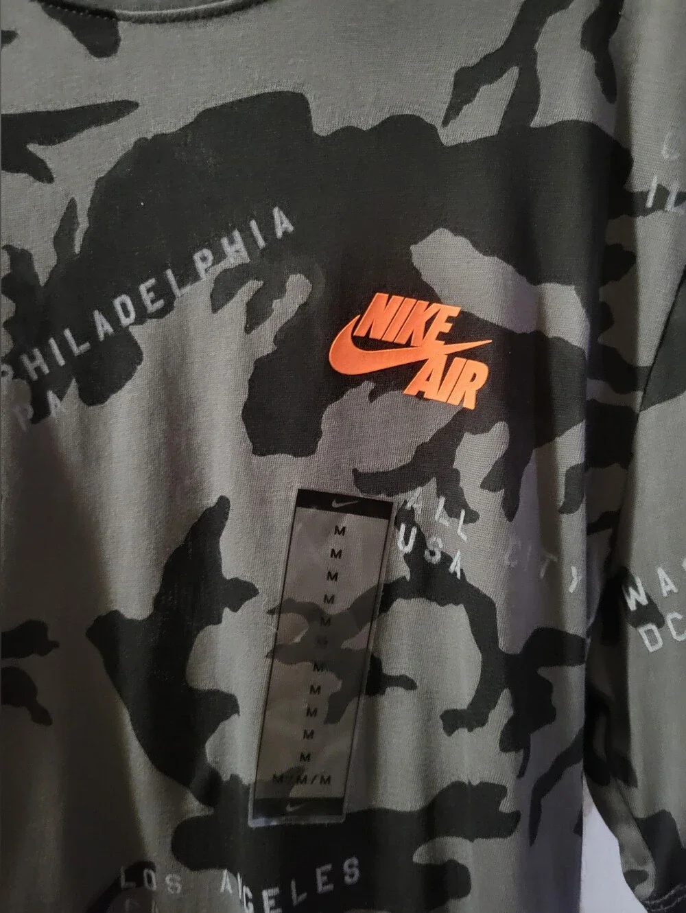 $35 NIKE AIR Gray Mens Tee Shirt Sz Medium